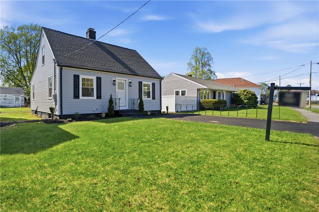 45 Metropolitan Park Drive, East Providence, RI 02915