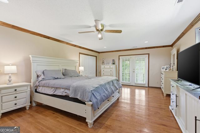 325 Kitchins Lane, Clayton, GA 30525