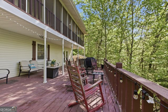325 Kitchins Lane, Clayton, GA 30525