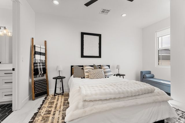 1423 E DELLCORERO DR, St. George, UT 84770