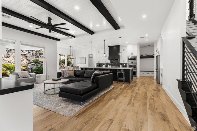 1423 E DELLCORERO DR, St. George, UT 84770