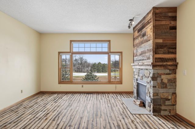 16125 Crystal Hills Drive, Lakeville, MN 55044