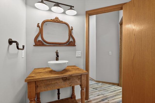 16125 Crystal Hills Drive, Lakeville, MN 55044