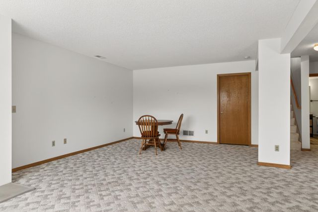 16125 Crystal Hills Drive, Lakeville, MN 55044