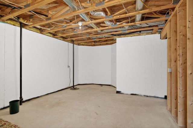 16125 Crystal Hills Drive, Lakeville, MN 55044