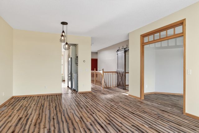 16125 Crystal Hills Drive, Lakeville, MN 55044