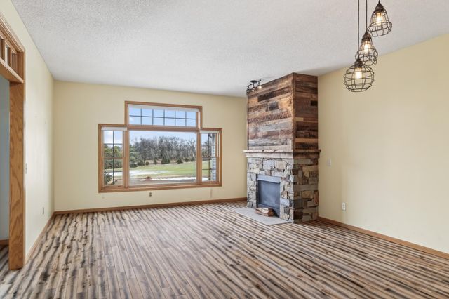 16125 Crystal Hills Drive, Lakeville, MN 55044