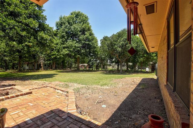 1617 High Meadows Drive, Choctaw, OK 73020