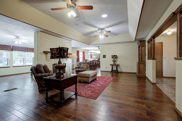 1617 High Meadows Drive, Choctaw, OK 73020