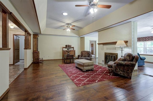 1617 High Meadows Drive, Choctaw, OK 73020