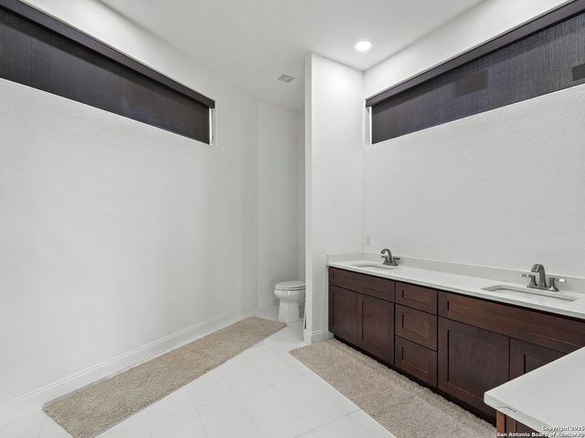 727 E Park Avenue, San Antonio, TX 78212