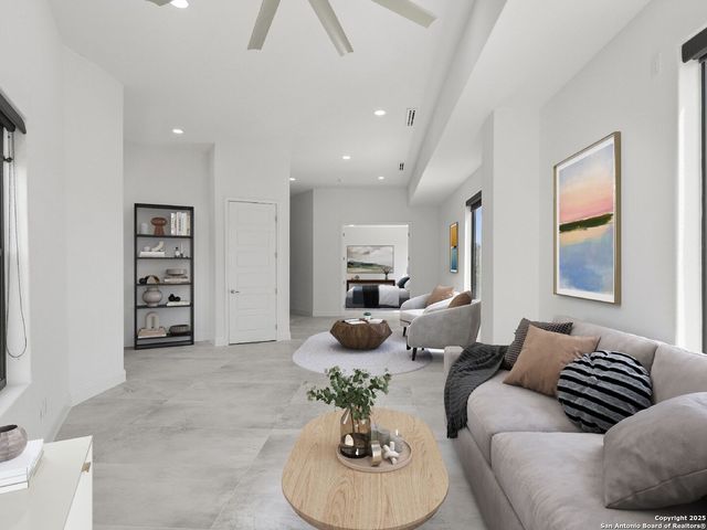 727 E Park Avenue, San Antonio, TX 78212