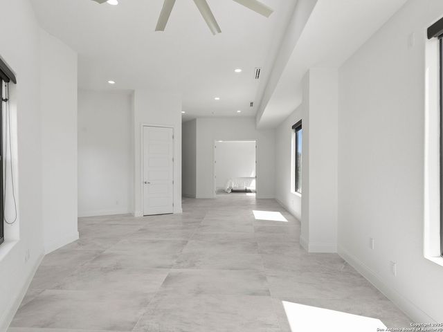 727 E Park Avenue, San Antonio, TX 78212