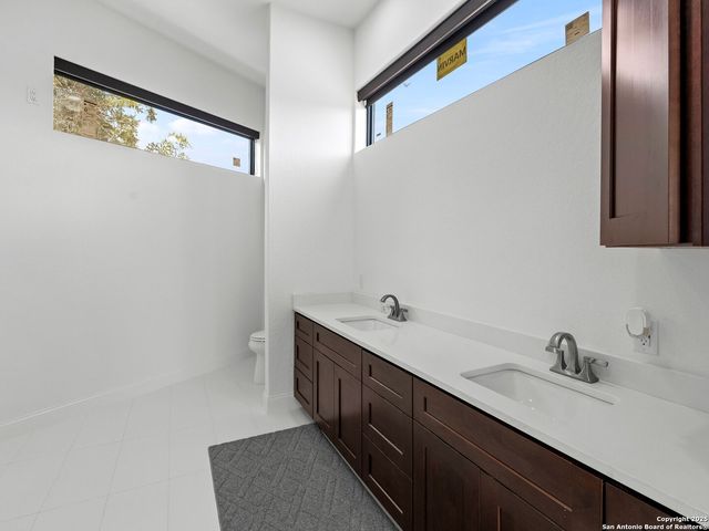 727 E Park Avenue, San Antonio, TX 78212