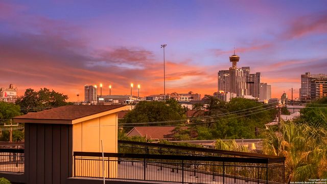 727 E Park Avenue, San Antonio, TX 78212