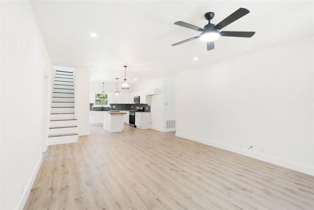 5385 FM-121, Van Alstyne, TX 75495