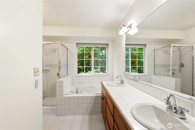 5800 SW Royal Spruce Drive, Port Orchard, WA 98367