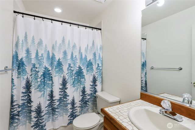5800 SW Royal Spruce Drive, Port Orchard, WA 98367