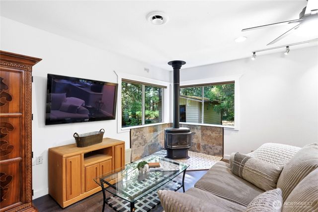 5800 SW Royal Spruce Drive, Port Orchard, WA 98367