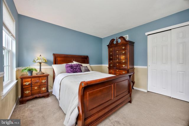 5009 SWAN DR, Phoenixville, PA 19460