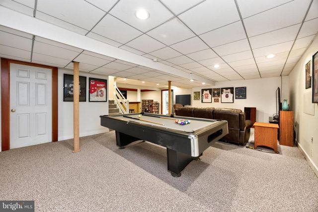 5009 SWAN DR, Phoenixville, PA 19460