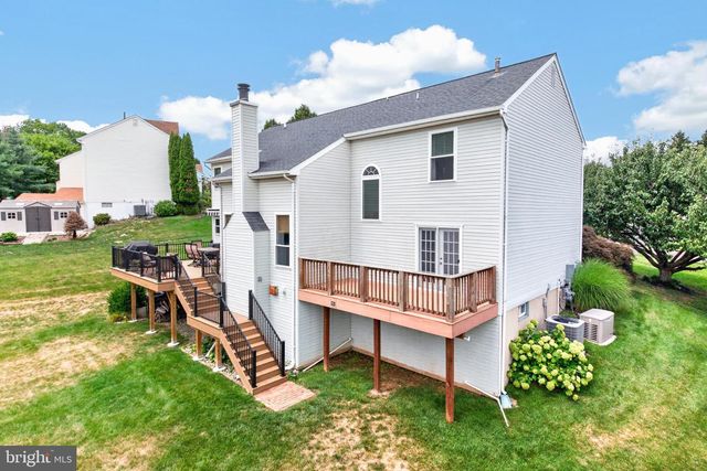 5009 SWAN DR, Phoenixville, PA 19460