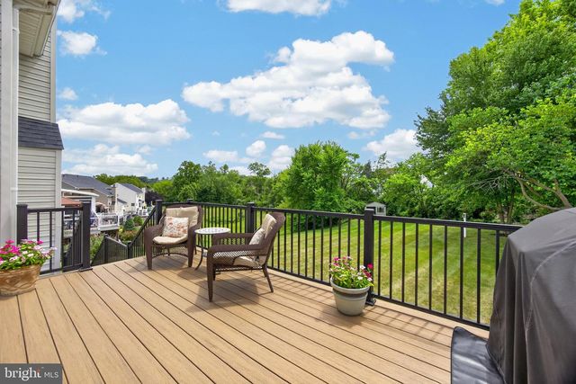 5009 SWAN DR, Phoenixville, PA 19460