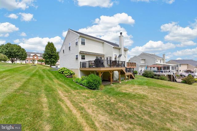 5009 SWAN DR, Phoenixville, PA 19460