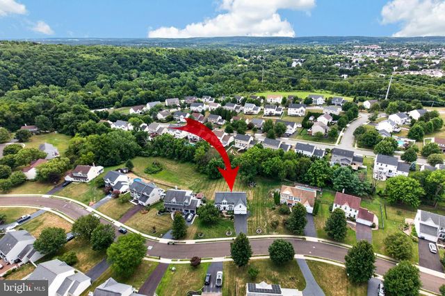 5009 SWAN DR, Phoenixville, PA 19460