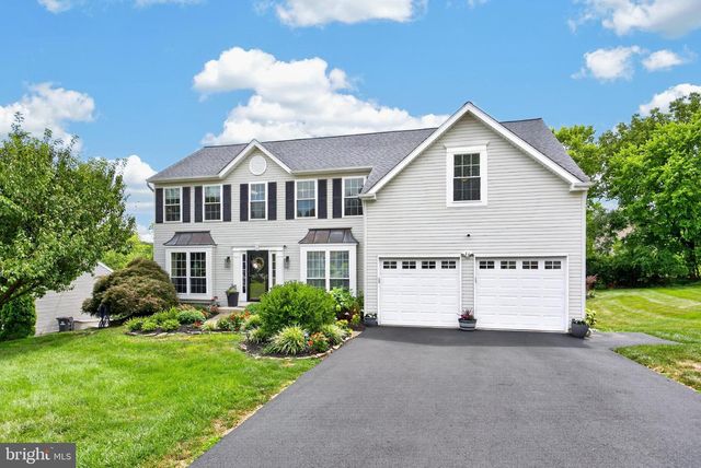 5009 SWAN DR, Phoenixville, PA 19460
