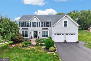5009 SWAN DR, Phoenixville, PA 19460