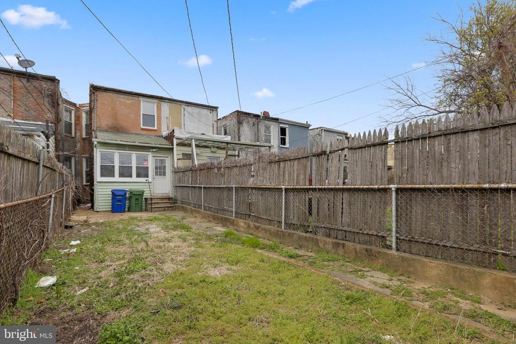2035 WILKENS AVE, Baltimore, MD 21223