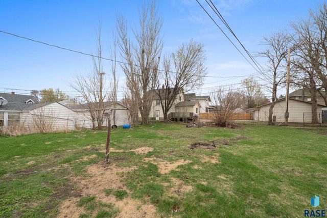 116 N Van Eps Ave Avenue, Sioux Falls, SD 57103