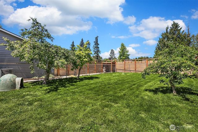 11220 196th Avenue NE, Redmond, WA 98052