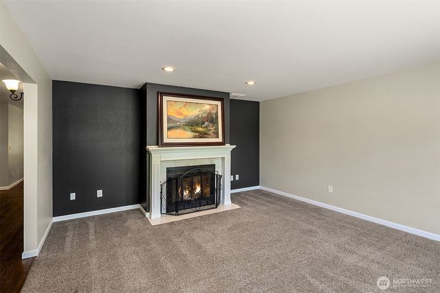 11220 196th Avenue NE, Redmond, WA 98052