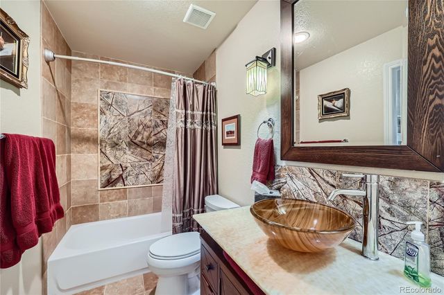 7009 Winter Ridge Place, Castle Pines, CO 80108