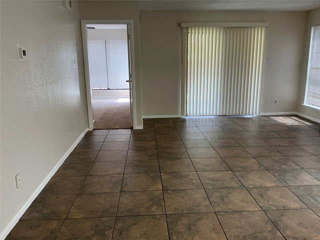 934 Turtle Cove 156, Irving, TX 75060