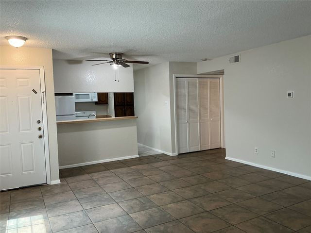 934 Turtle Cove 156, Irving, TX 75060