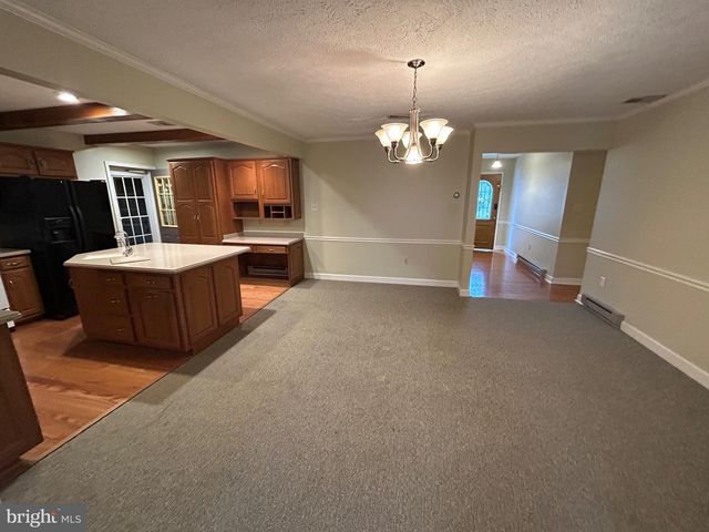 8509 WINCHESTER AVE, Inwood, WV 25428