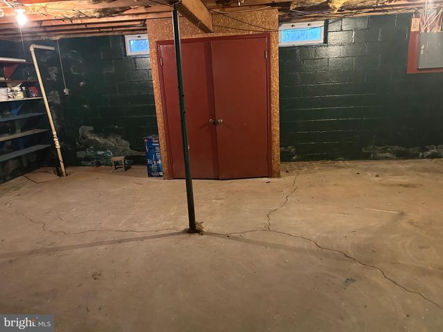 8509 WINCHESTER AVE, Inwood, WV 25428