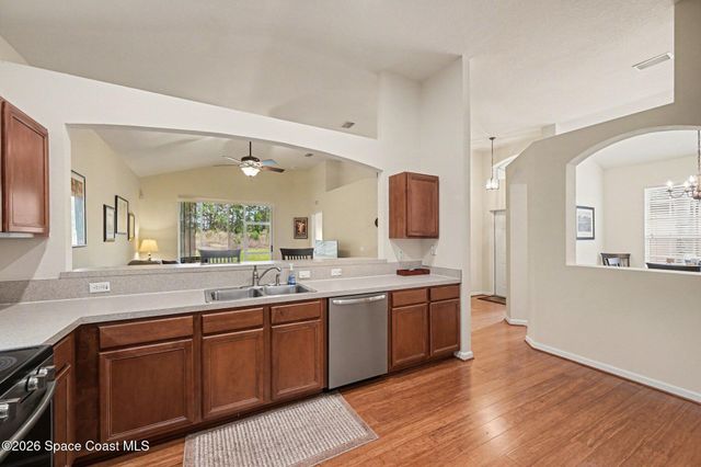 1964 Muirfield Way SE, Palm Bay, FL 32909