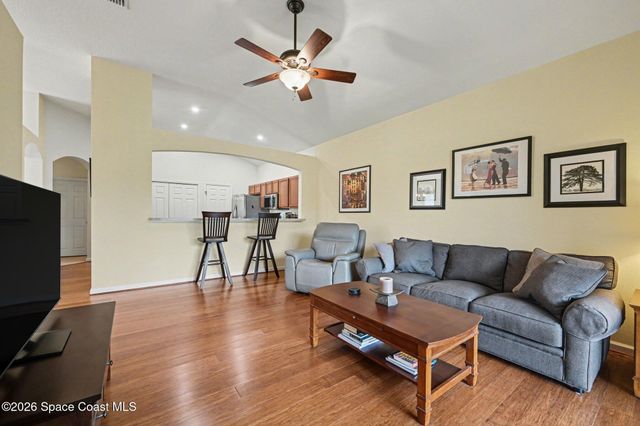 1964 Muirfield Way SE, Palm Bay, FL 32909
