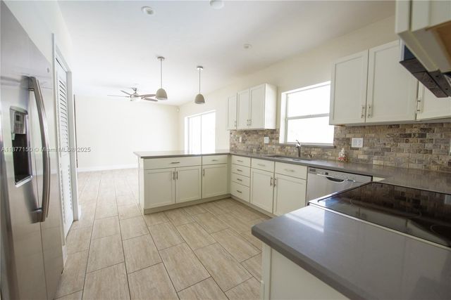 18370 SW 292nd St 18370, Homestead, FL 33030