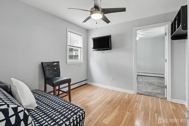 18 Tappen Street, Avenel, NJ 07001