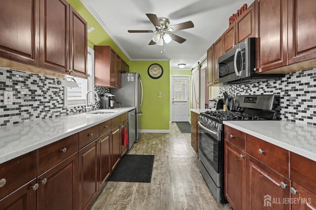 18 Tappen Street, Avenel, NJ 07001