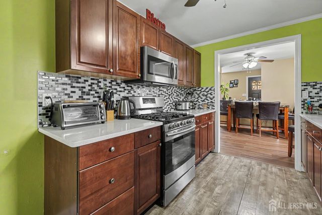 18 Tappen Street, Avenel, NJ 07001