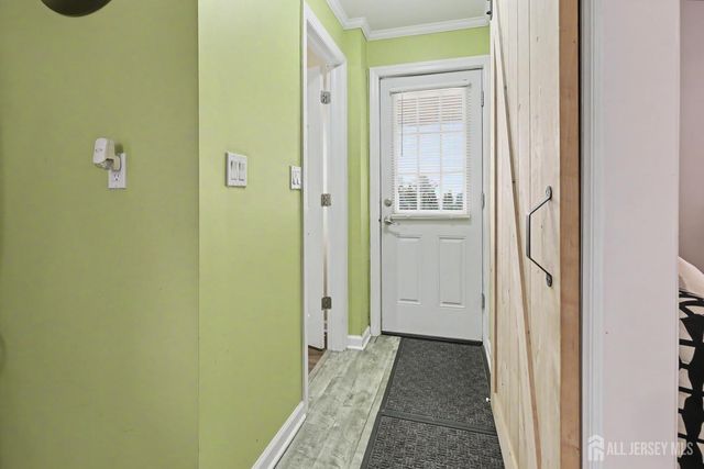 18 Tappen Street, Avenel, NJ 07001