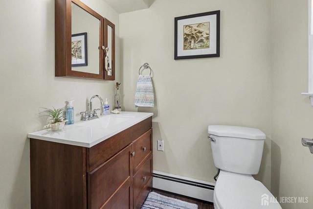 18 Tappen Street, Avenel, NJ 07001