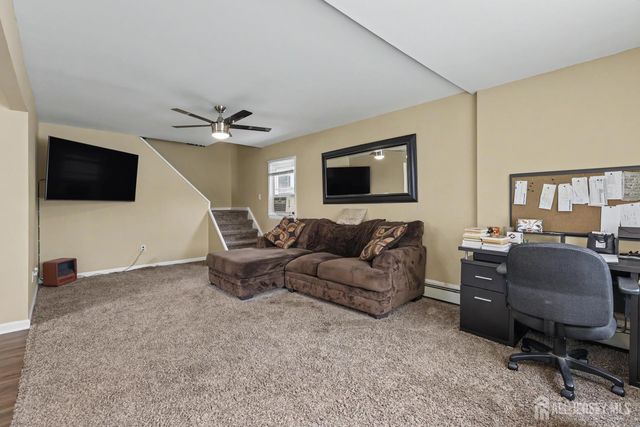 18 Tappen Street, Avenel, NJ 07001