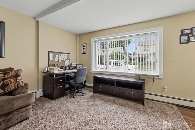 18 Tappen Street, Avenel, NJ 07001